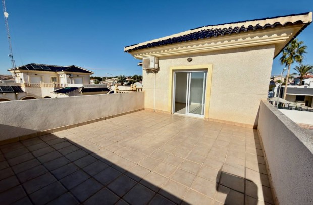 Resale - Detached House / Villa - Ciudad Quesada