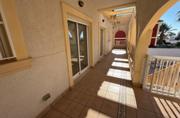 Resale - Detached House / Villa - Ciudad Quesada