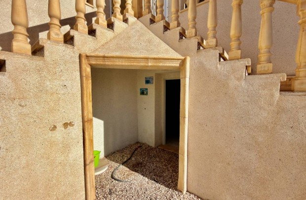 Resale - Detached House / Villa - Ciudad Quesada