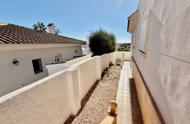 Resale - Detached House / Villa - Ciudad Quesada