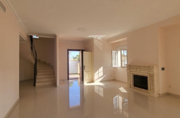 Reventa - Villa Detached - Cabo Roig