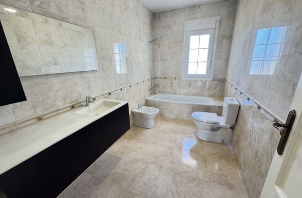 Reventa - Villa Detached - Cabo Roig