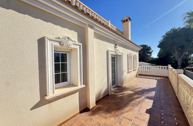 Reventa - Villa Detached - Cabo Roig