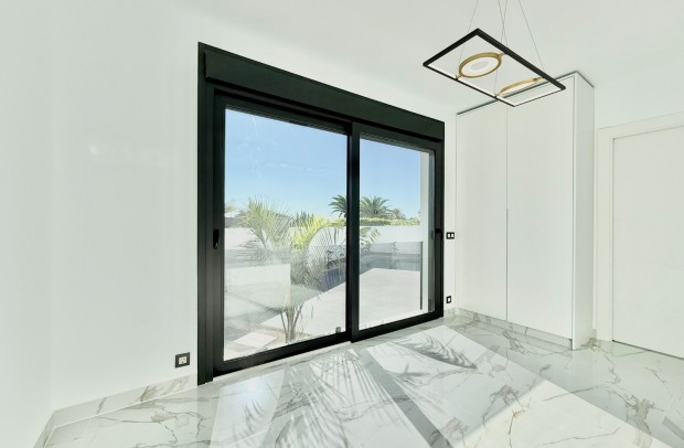 Resale - Detached House / Villa - Ciudad Quesada