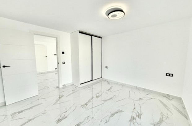 Resale - Detached House / Villa - Ciudad Quesada