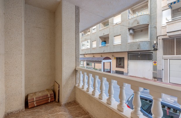 Resale - Apartment - Torrevieja - Playa del Cura