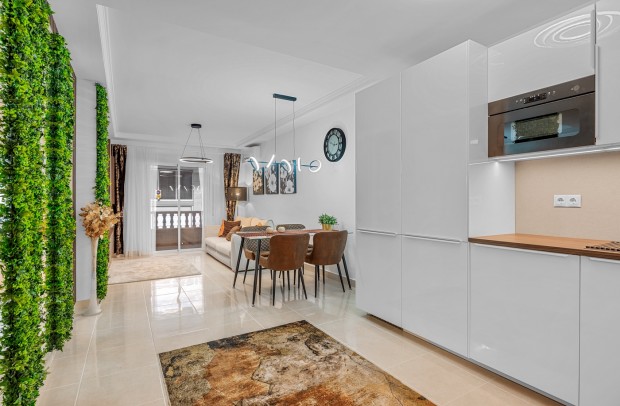 Resale - Apartment - Torrevieja - Playa del Cura