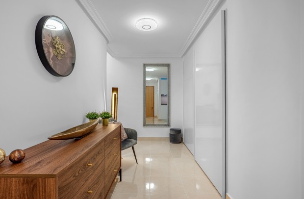 Resale - Apartment - Torrevieja - Playa del Cura