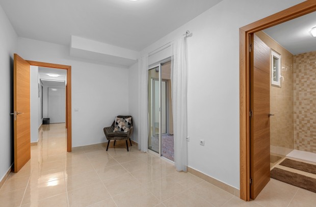 Resale - Apartment - Torrevieja - Playa del Cura