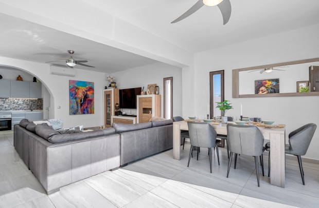 Reventa - Detached House / Villa - Ciudad Quesada