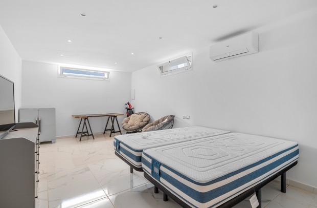 Reventa - Detached House / Villa - Ciudad Quesada