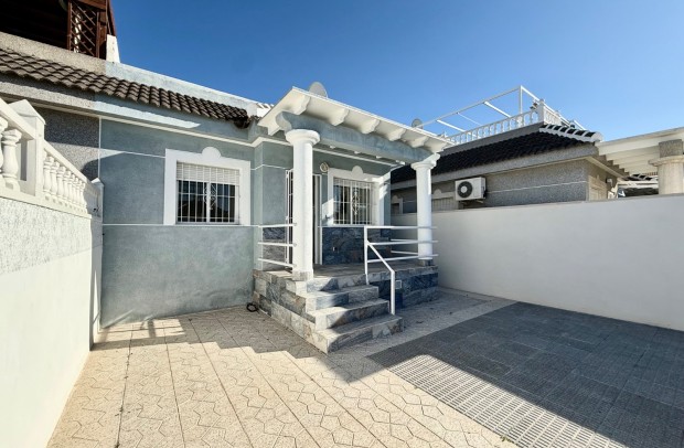 Resale - Semi-Detached - Torrevieja - El Chaparral