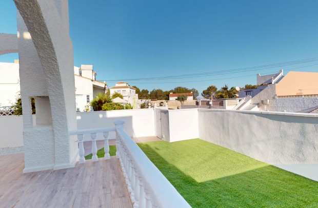 Reventa - Adosado - Villamartin - Villamartín