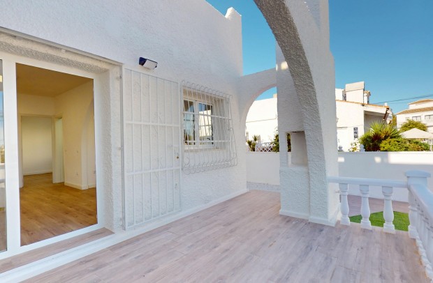 Reventa - Adosado - Villamartin - Villamartín