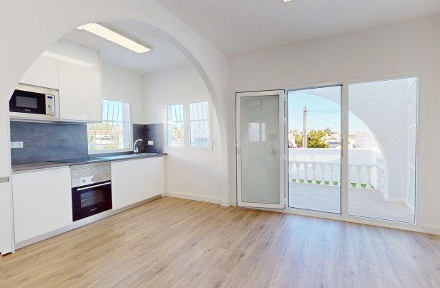 Reventa - Adosado - Villamartin - Villamartín