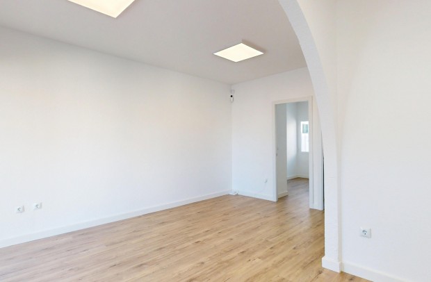 Reventa - Adosado - Villamartin - Villamartín