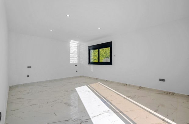 Resale - Villa Detached - Campoamor