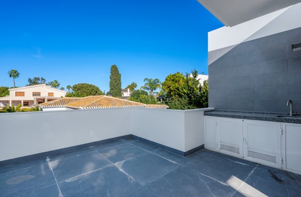 Resale - Villa Detached - Campoamor