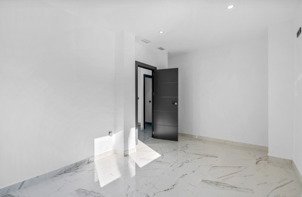 Resale - Villa Detached - Campoamor