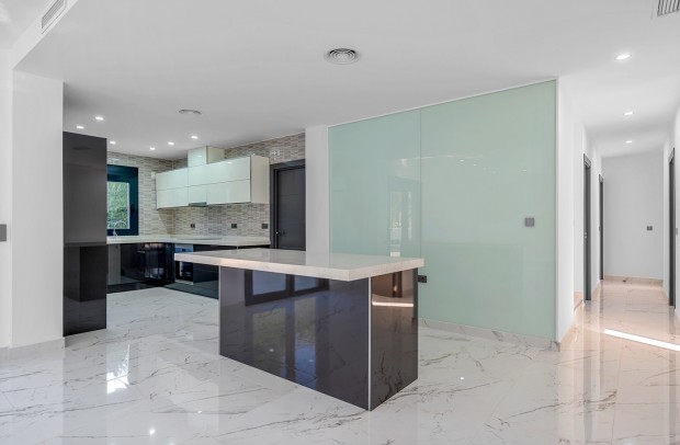 Resale - Villa Detached - Campoamor