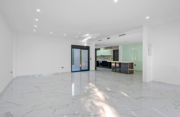 Resale - Villa Detached - Campoamor