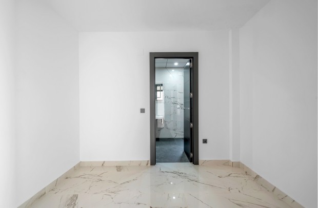 Resale - Villa Detached - Campoamor