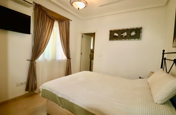 Resale - Detached House / Villa - Guardamar del Segura - El Raso