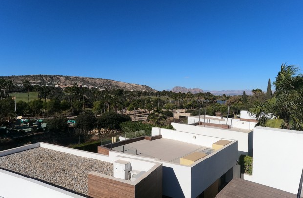Revente - Detached House / Villa - Algorfa - La Finca Golf Resort