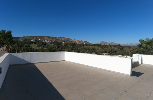Revente - Detached House / Villa - Algorfa - La Finca Golf Resort