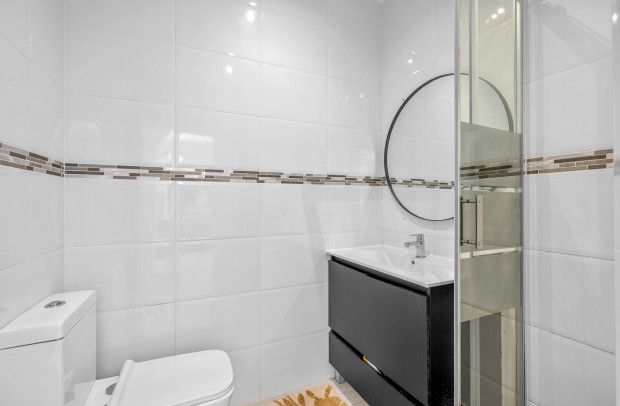 Revente - Detached House / Villa - Ciudad Quesada