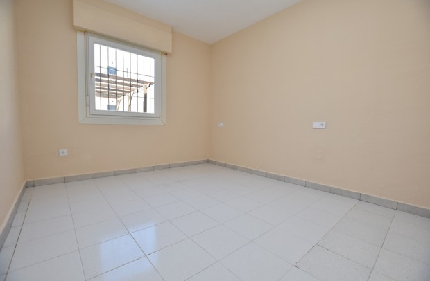 Resale - Terraced house / Townhouse - Torrevieja - Lago Jardín II