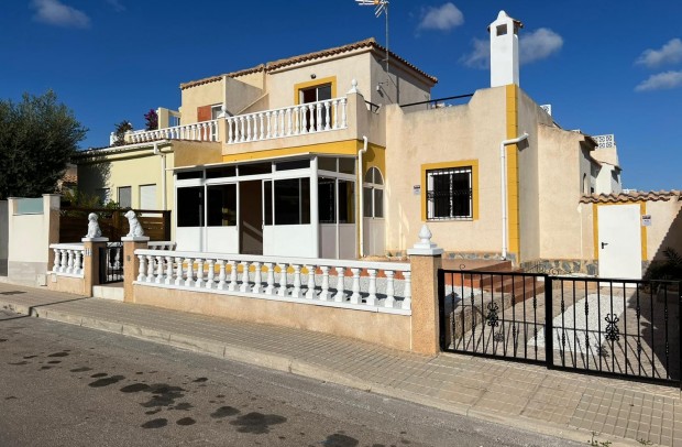 Resale - Town house - Orihuela Costa - Punta Prima