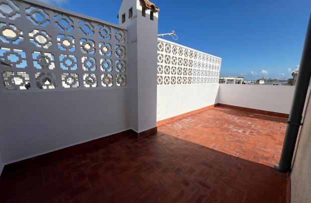 Resale - Town house - Orihuela Costa - Punta Prima