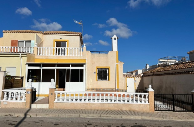 Resale - Town house - Orihuela Costa - Punta Prima