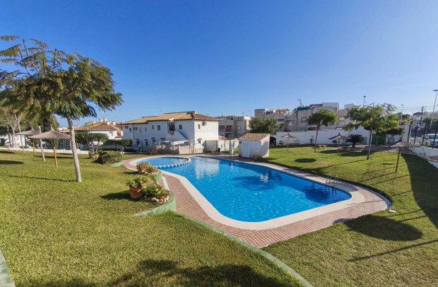 Resale - Bungalow - Torrevieja - Lago jardin