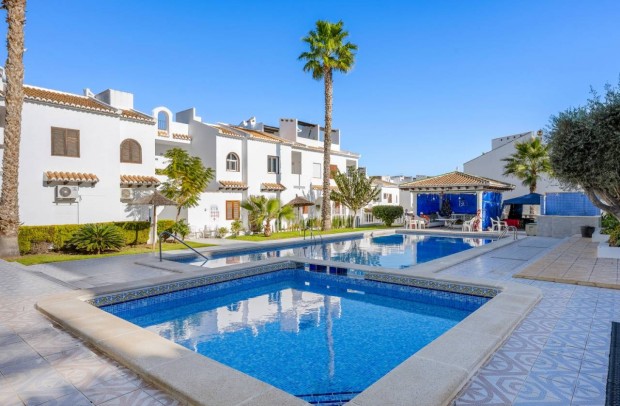 Resale - Detached House / Villa - Ciudad Quesada