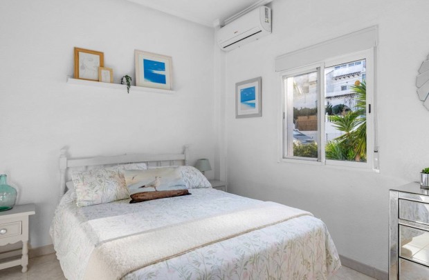 Resale - Detached House / Villa - Ciudad Quesada