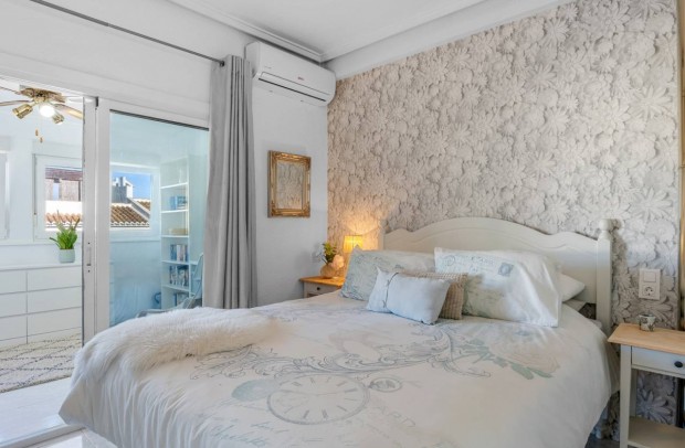 Resale - Detached House / Villa - Ciudad Quesada