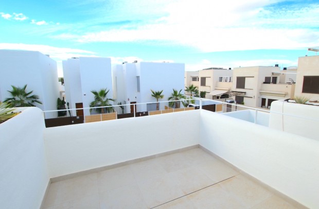 Revente - Detached House / Villa - La Marina