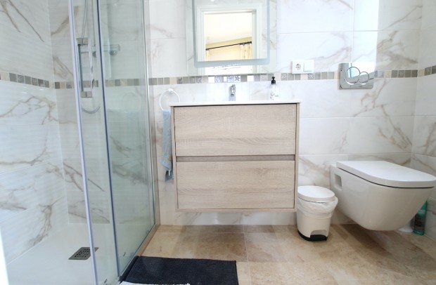 Revente - Detached House / Villa - Ciudad Quesada