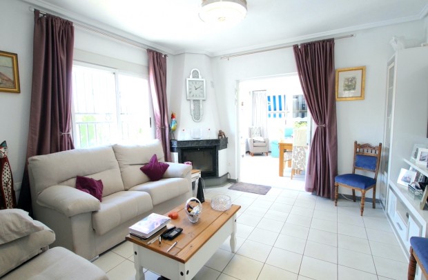 Revente - Villa Detached - Ciudad Quesada