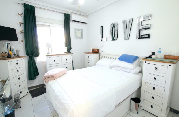 Revente - Villa Detached - Ciudad Quesada