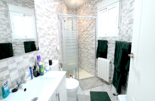 Revente - Villa Detached - Ciudad Quesada