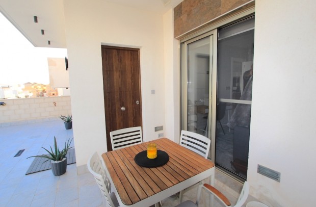 Resale - Villa Detached - Villamartin - Villamartín