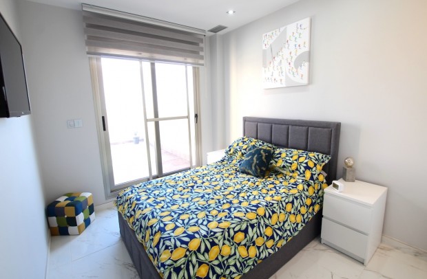 Resale - Villa Detached - Villamartin - Villamartín