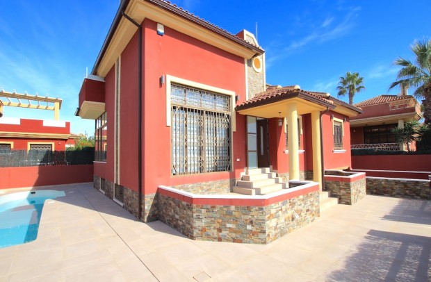 Resale - Detached House / Villa - Algorfa