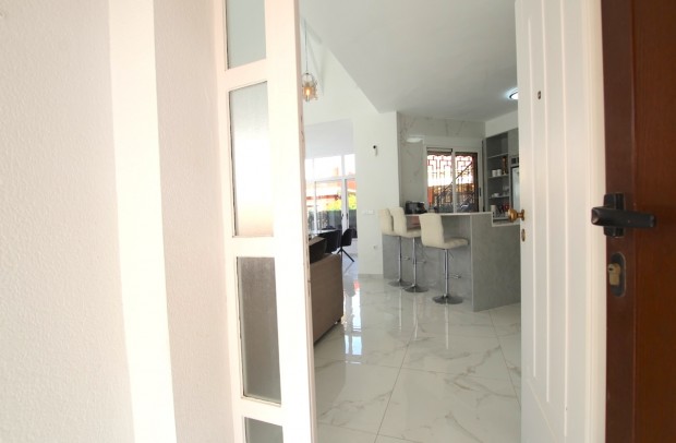 Resale - Detached House / Villa - Algorfa