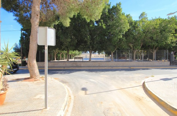 Revente - Apartment - Heredades