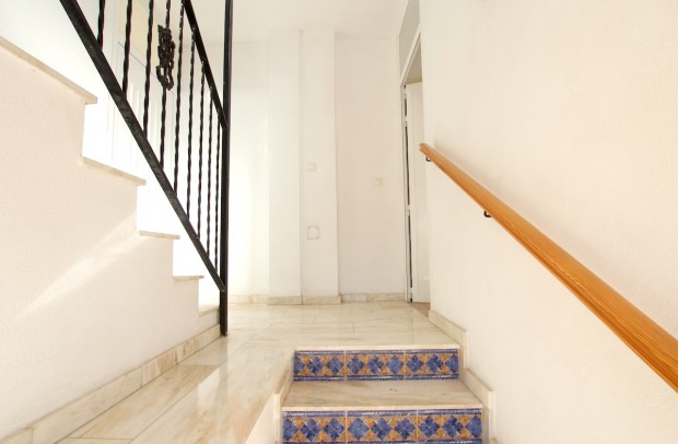 Revente - Apartment - Heredades