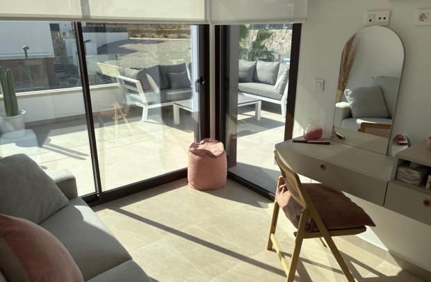 Resale - Semi-Detached - Algorfa - La Finca Golf Resort